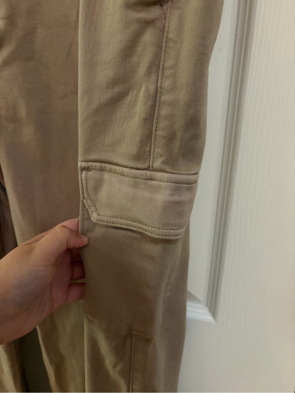 PAIGE Women's Cargo Wide Leg Pants Size 31 Taupe Beige Stretch Utility Pants - Picture 4 of 15